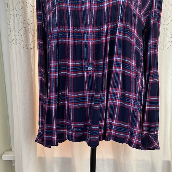 Flannel top 🖤 - Picture 4 of 14